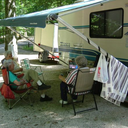 Plan Your RV Camping Trip Properly to Prepare an Amazing Vacation